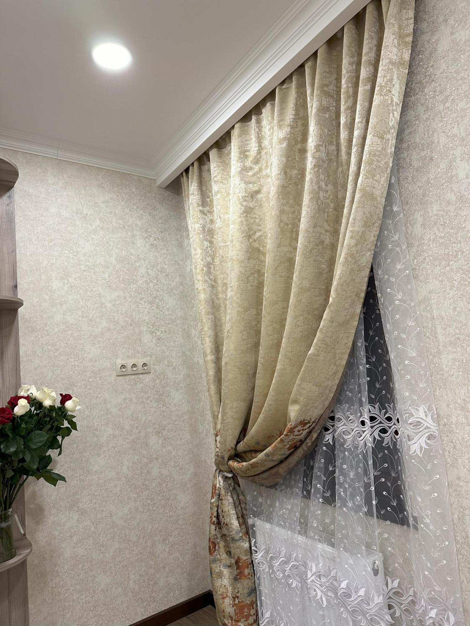Three Palms Guest House Tbilisi Buitenkant foto